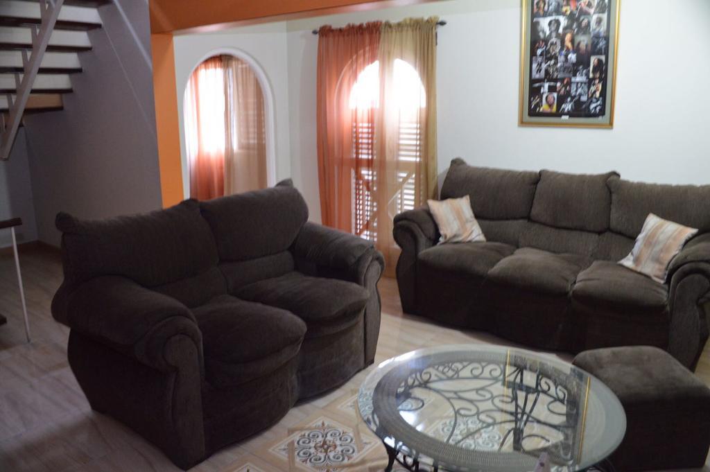Chill On The Hill Apartment Очо Риос Екстериор снимка
